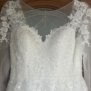 Wedding dress